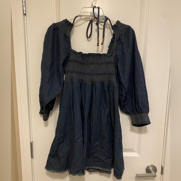 Free People This Is Everything denim Smocked Tie Neck Mini Dress M - Picture 6 of 12